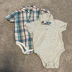 3/$20 Old Navy onesies size 6-12 months